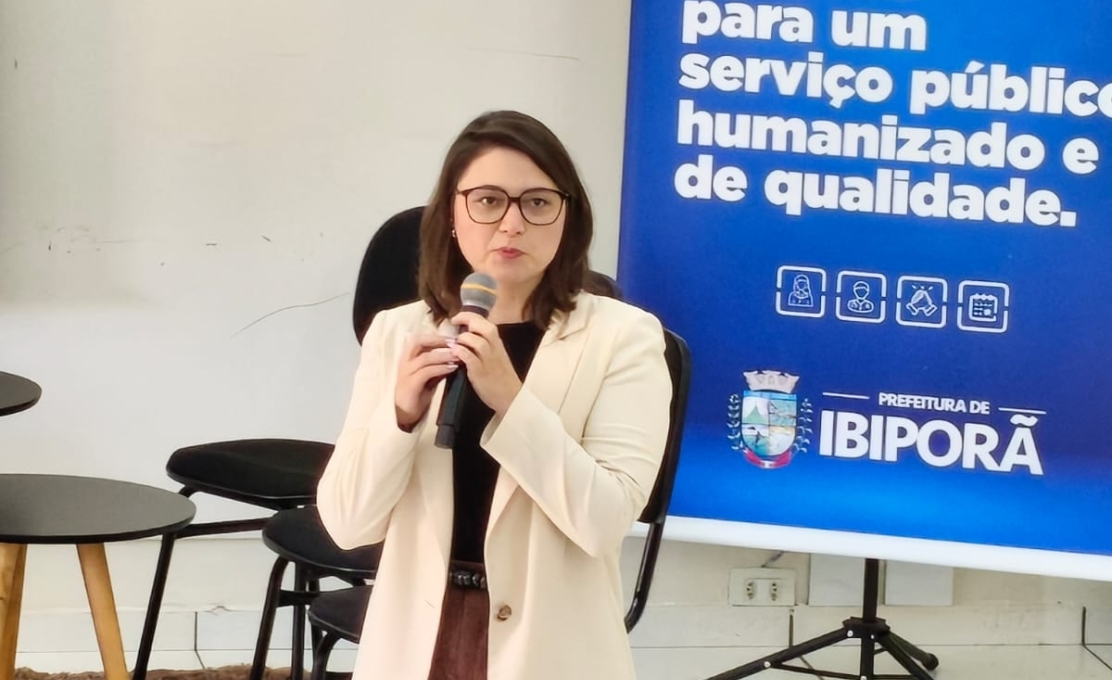 Servidores participam de roda de conversa sobre violência contra a mulher 