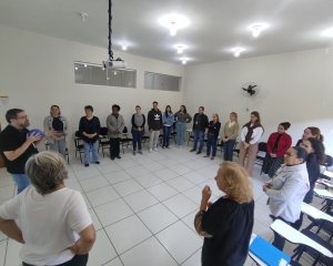20250723-acolhimento-e-atendimento-de-pessoas-com-deficiencia-no-servico-publico-municipal-de-ibipora-42.jpg