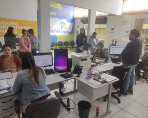20250730-acolhimento-e-atendimento-de-pessoas-com-deficiencia-no-servico-publico-municipal-de-ibipora-17.jpg