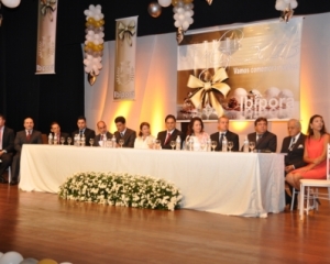 7ea69cd667784de0e9b837b8f8c85f86.jpg
