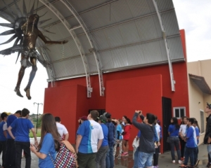 9c360cb76748f07df68d9f54c4219e5a.jpg