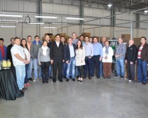 bdcab08609fb7e23c70cdc061fe82187.jpg