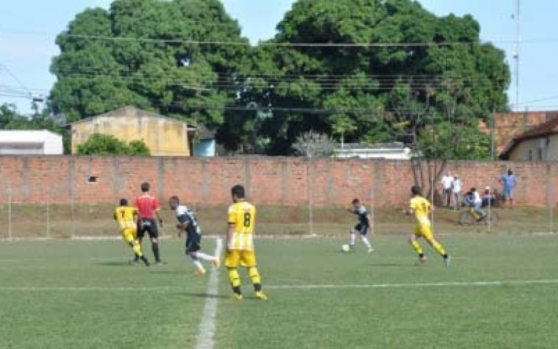 Família Silva e Red Bull disputam final do Campeonato de Futebol