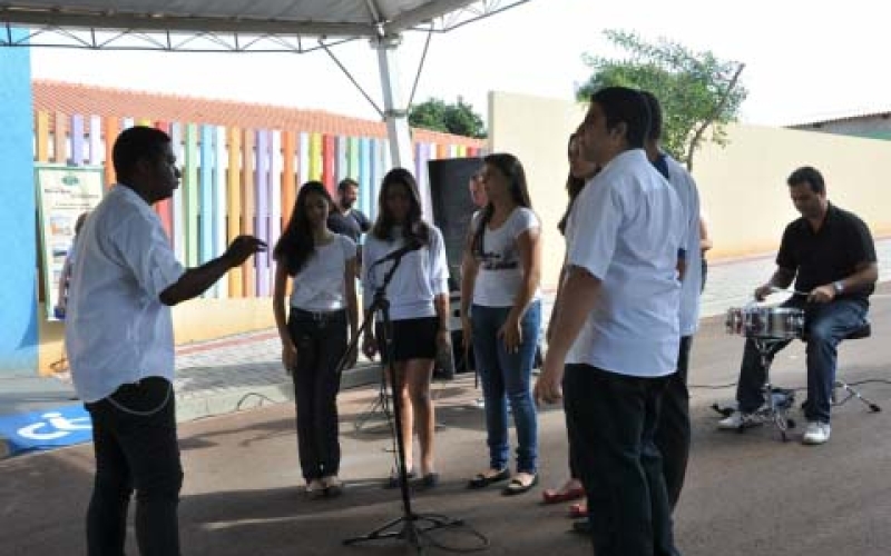 Coro Cênico se apresenta em vários eventos 
