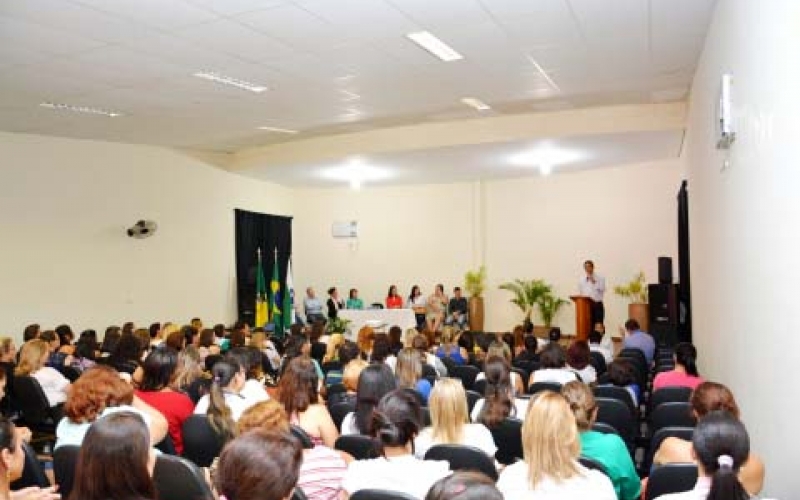 José Maria sanciona lei que aprova Plano Municipal de Educação