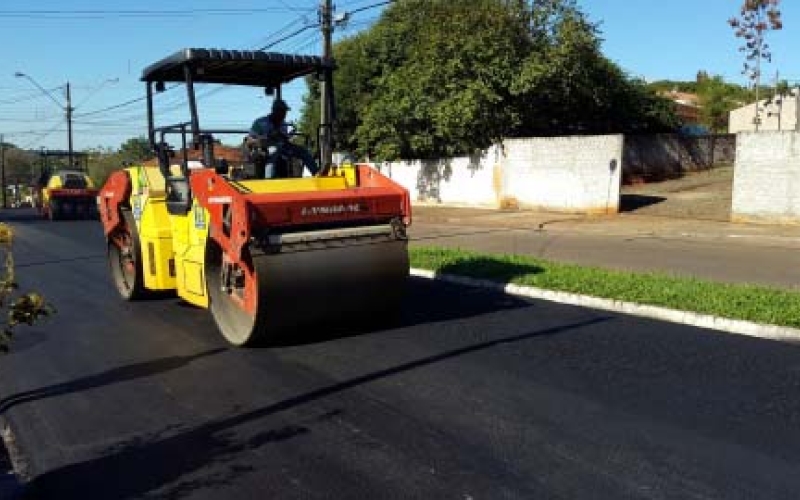 Recapeamento com CBUQ é iniciado em Ibiporã