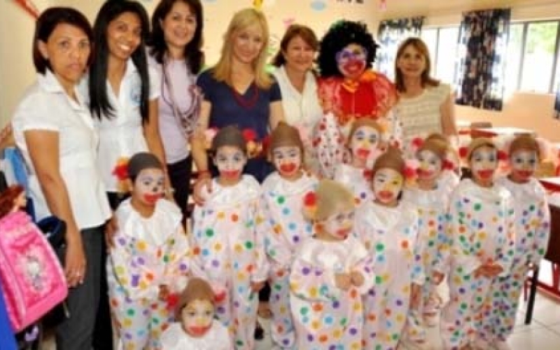 Entrega da reforma do Mãezinha do Céu