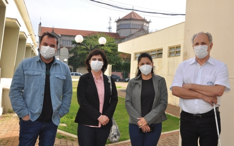 Cadevi doa órgão para Escola de Música da Secretaria de Cultura