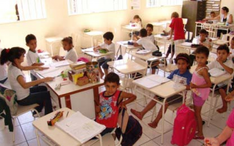 Escola ganha novo prédio e uma nova cara