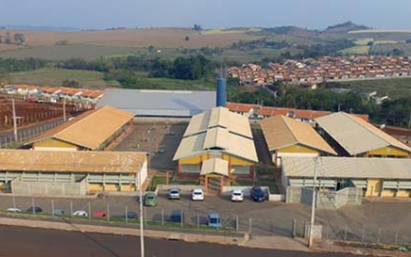 Inauguração da Escola Municipal Professor Nelson João Sperandio é nesta quinta-feira (24)