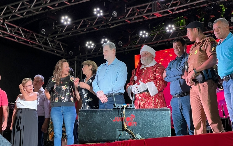 Natal de Paz e Luz reúne grande público,sendo marcado por muita emoção e alegria em seu encerramento