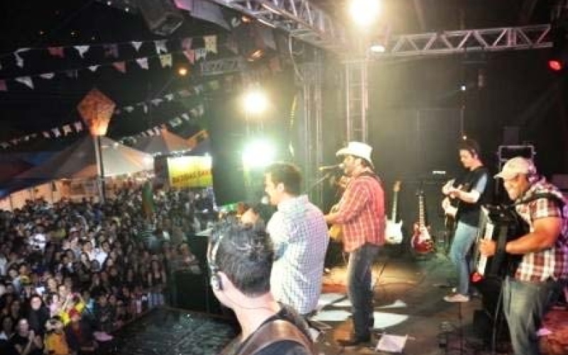 Atrações da Festa Junina de Ibiporã