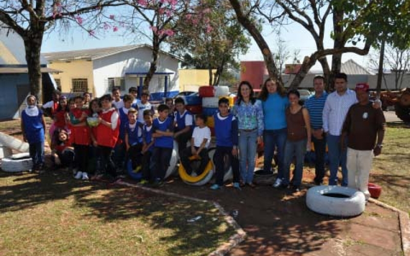 Administração Municipal colabora com reforma do Centro Comunitário do Serraia