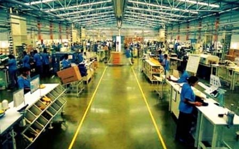 Esforci oferece curso de Auxiliar de Linha de Produção