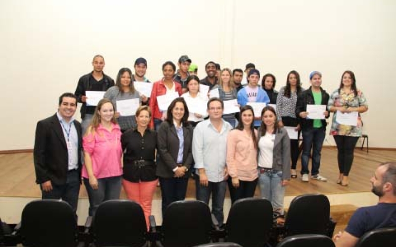 Pronatec forma mais quatro turmas