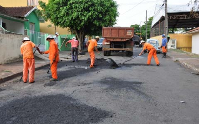 Administração Municipal realiza operação Tapa Buraco