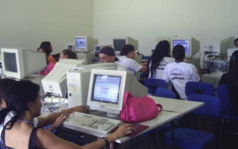 Mais de 400 em formatura dos Cursos de Qualificação de 2009