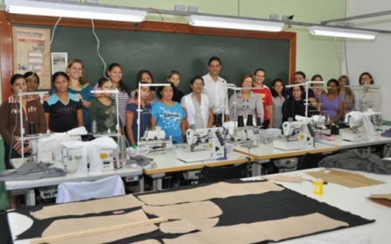 Prefeitura adquire novas máquinas de costura industrial