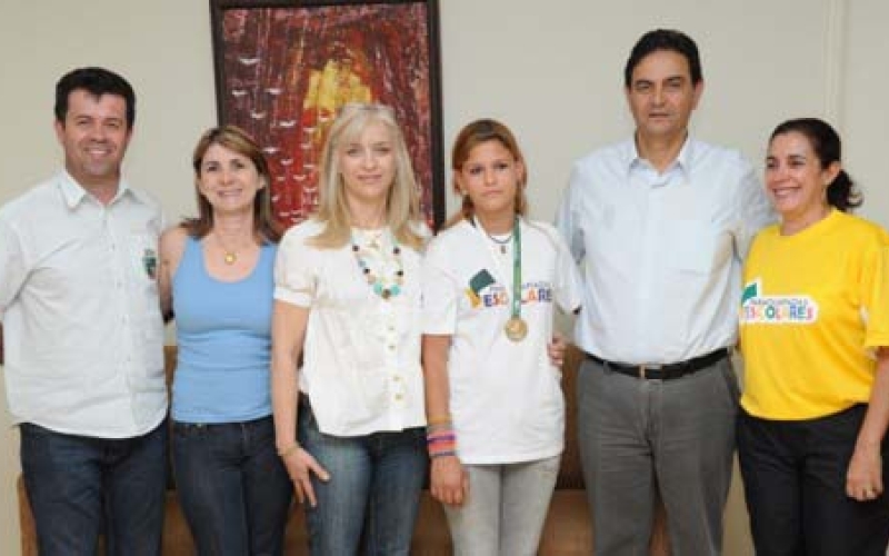 Aluna de Ibiporã é campeã da Paraolimpíada Escolar