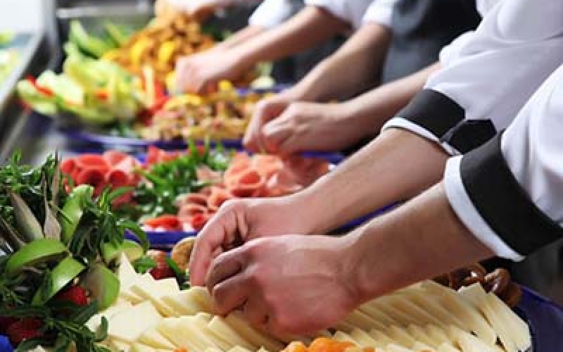Últimas vagas para cursos de Economia Solidária e Tecnologia de Alimentos