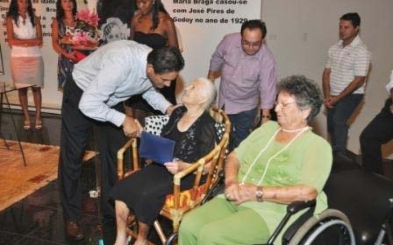 Homenagem pelos 100 anos de D. Maria Godoy