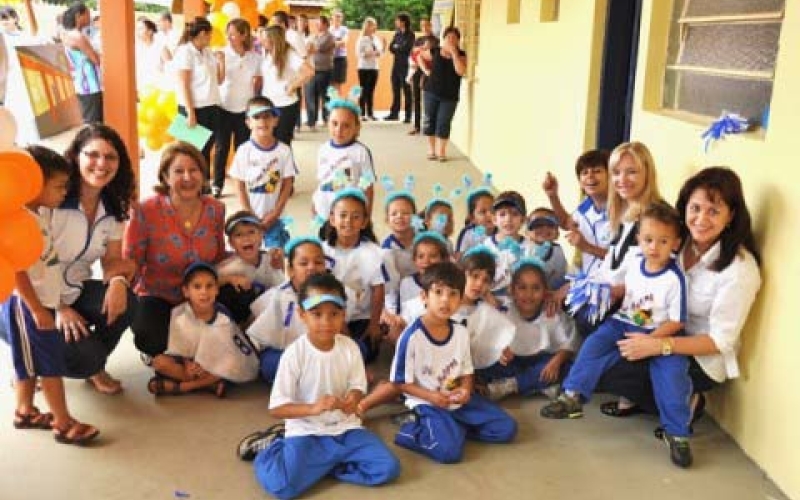 Carinho Materno é entregue com festa