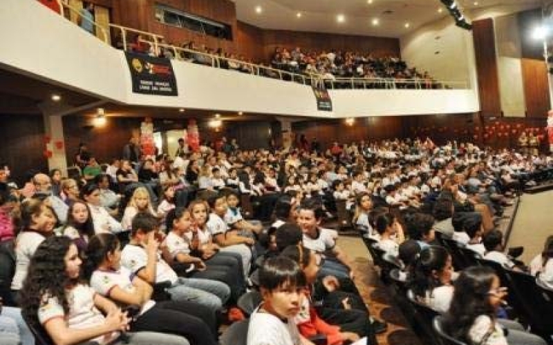 Formatura de seis turmas do Proerd