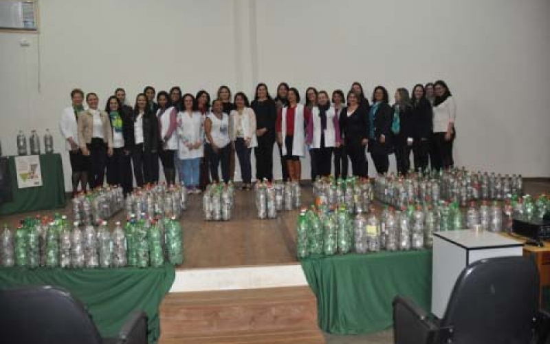 Escolas municipais de Ibiporã entregam doações da campanha “Eu Ajudo na Lata”