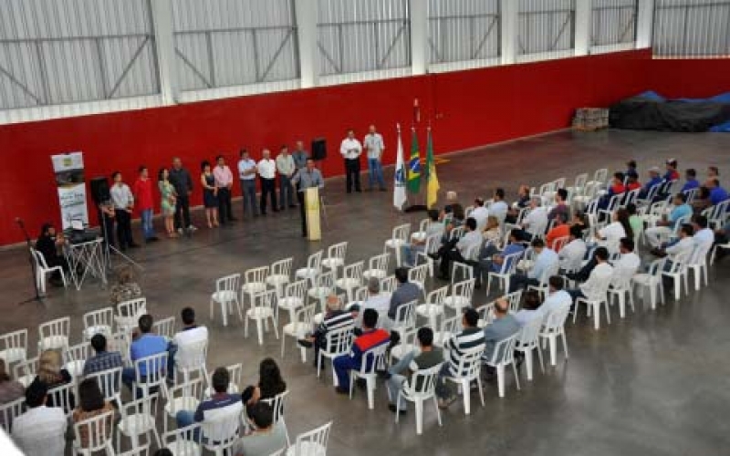  Paulistano Transportes e Logística encerra inaugurações empresarias de 2014