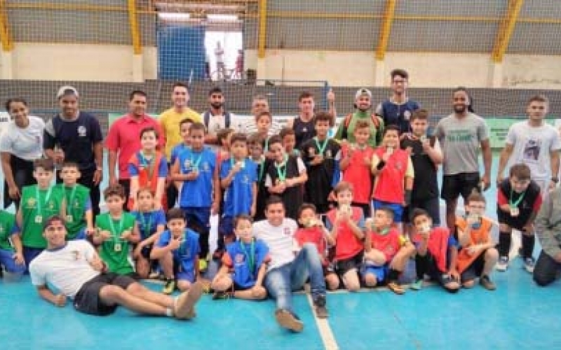  Festival Movimento promove partidas de futsal