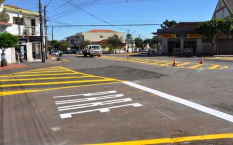 Nova sinalização na Souza Naves