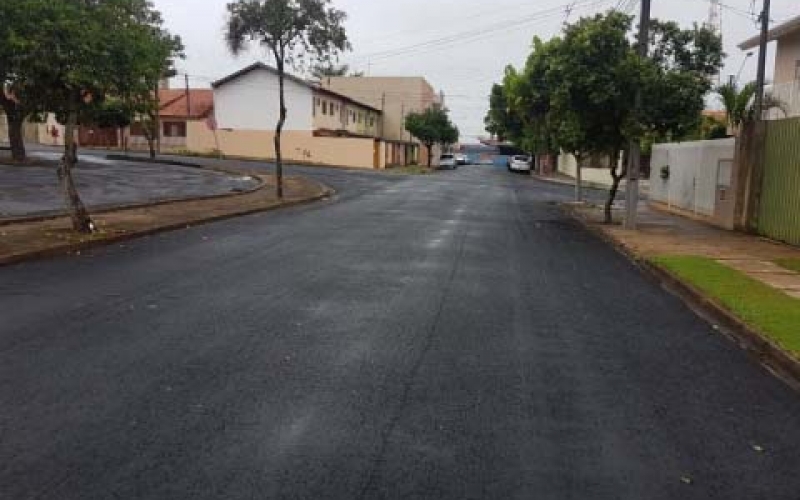 Prefeitura executa mais de 300 mil m² de recape asfáltico este ano