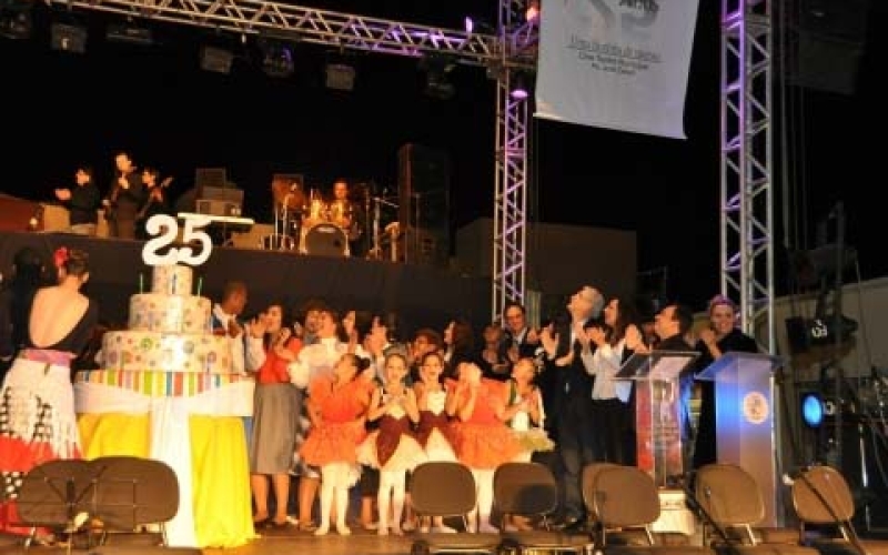Festa marcou aniversário de 25 anos do Cine Teatro