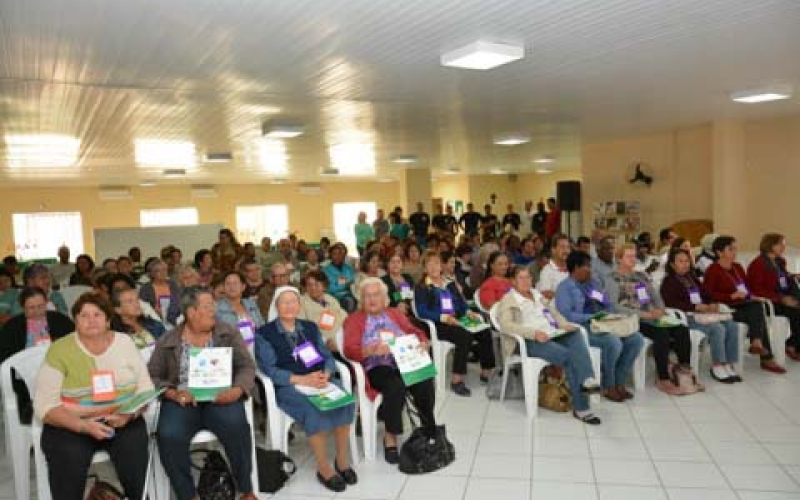 Direitos da pessoa idosa são discutidos em conferência