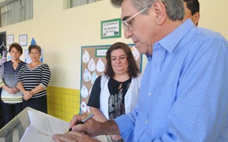 Prefeitura, Samae e Câmara se comprometem a evitar desperdício de água