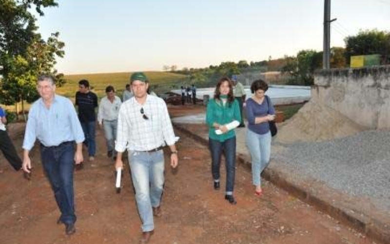Visitando as obras