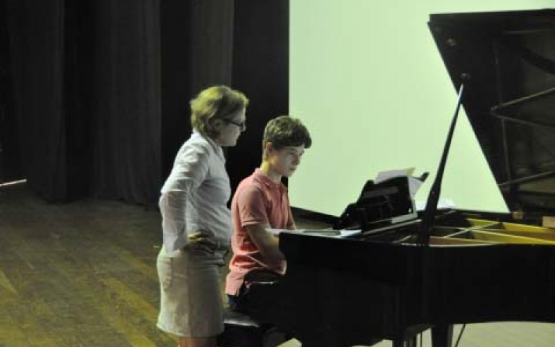 Músico alemão e Ceforma se apresentam neste dia 19/10, no Cine Teatro