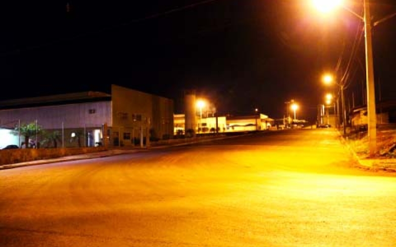 Ação da administração municipal ‘ilumina’ indústrias e empregos em Ibiporã