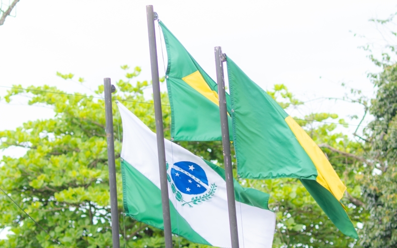 Semana Cívica é encerrada em Ibiporã com cerimônia na Praça Pio XII; veja galeria de fotos