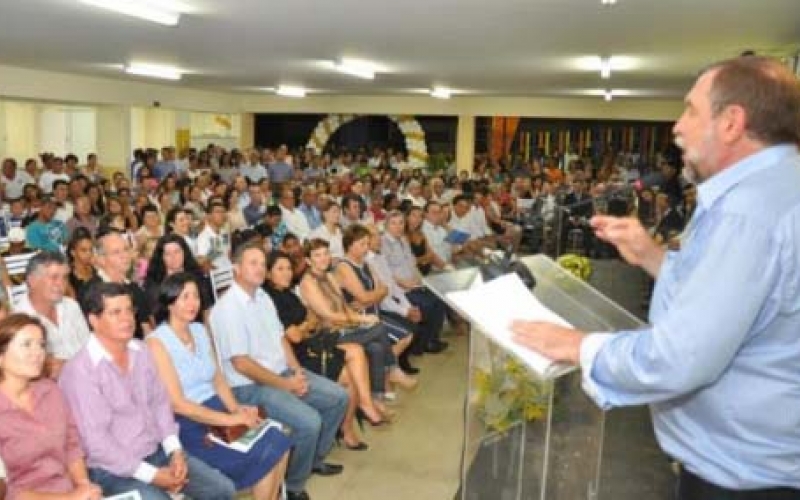 'Vamos doar parte do terreno do Beltrão ao Município'