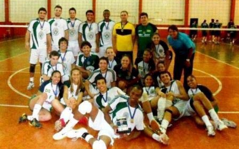 Etapa da Liga de Vôlei em Ibiporã