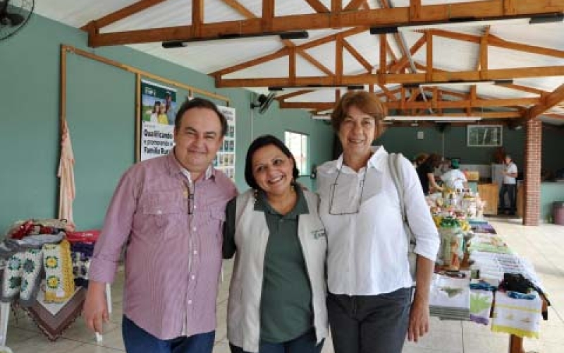 ‘Mulher Atual’ realiza 1ª Feira de Produtos da Terra