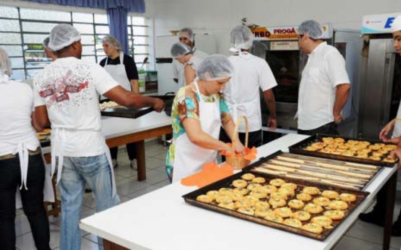 Curso de Padeiro e Confeiteiro