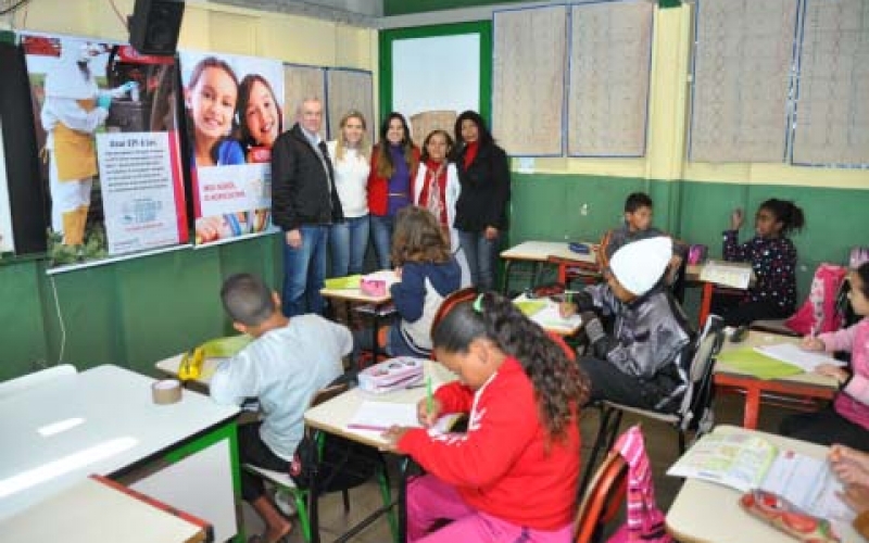 Escola Pref. Alberto Spiaci participa do projeto “DuPont na Escola