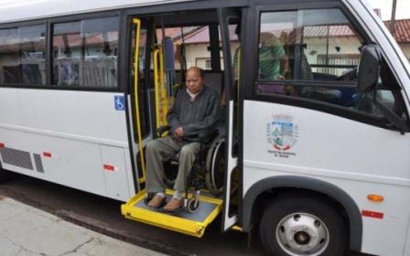 Novo ônibus para levar pacientes a Londrina