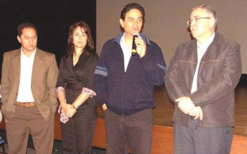 José Maria anuncia asfaltamento da Estrada dos Pioneiros
