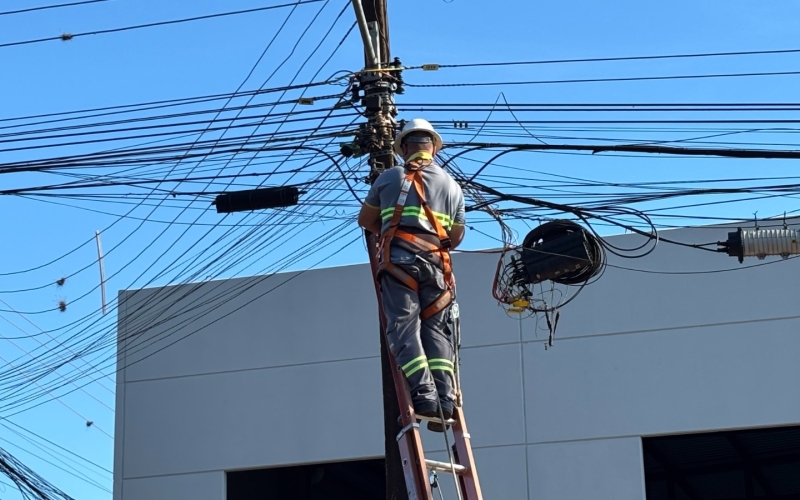 Ibiporã recebe mutirão de regularização de cabos de telecom  