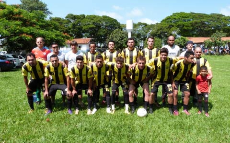 Rodada do Campeonato de Futebol Suíço define primeiro finalista