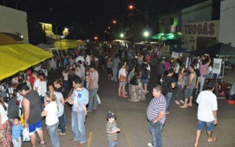 Famílias aprovaram a Feira da Lua