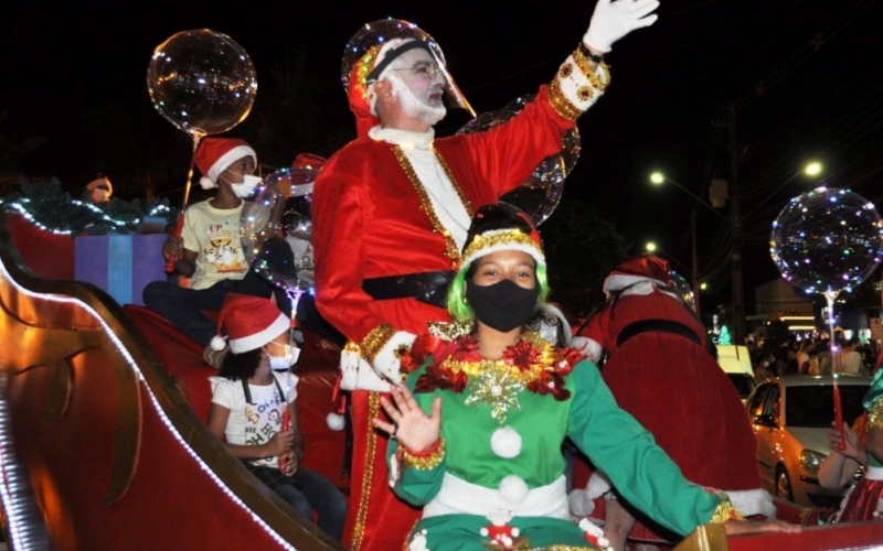 2º Grande Desfile de Natal de Ibiporã promovido pela administração traz novas encenações e irá às ruas nesta noite de sexta-feira (16)